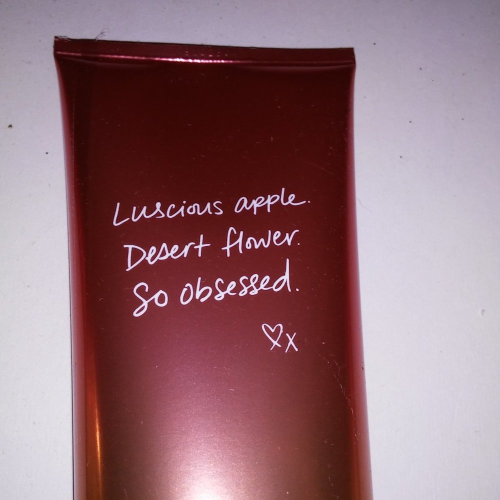Set of 3 Victoria Secret Lotion - Picture 4 of 5